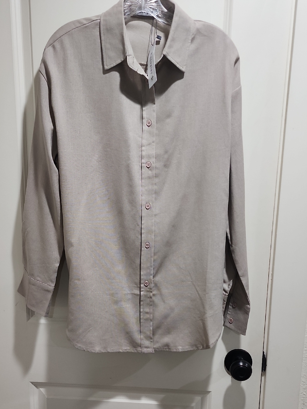 Unisex Oversized Button Up Shirt Size L NWT